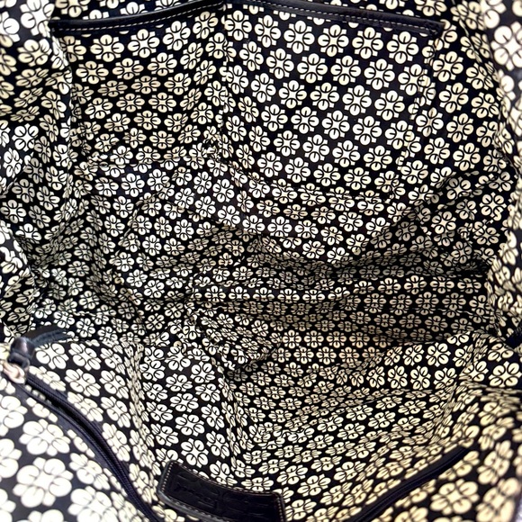 NWOT Fossil Women’s XL Floral Utility/Travel Tote Bag - Picture 11 of 13